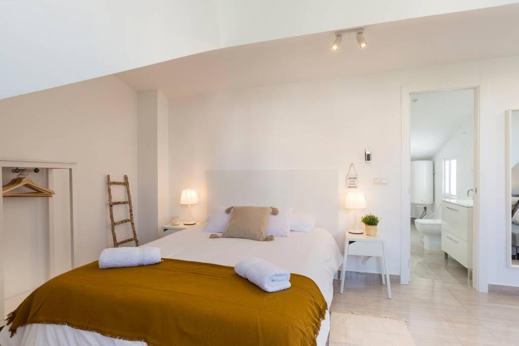 Tgh/ Victoria Green Center Penthouse Malaga Bagian luar foto