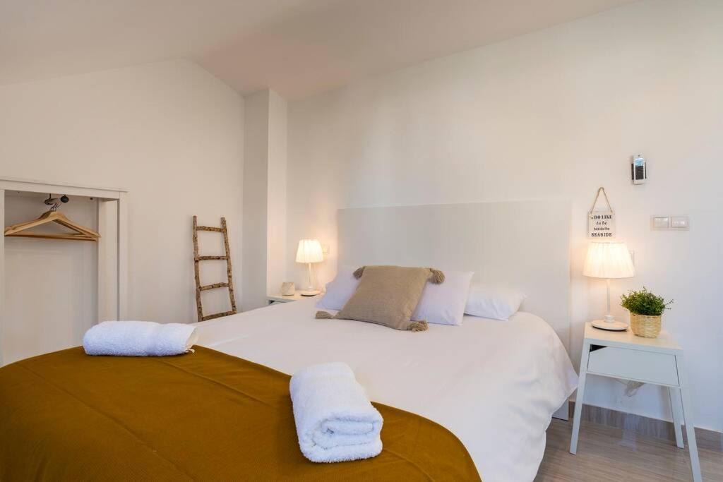 Tgh/ Victoria Green Center Penthouse Malaga Bagian luar foto
