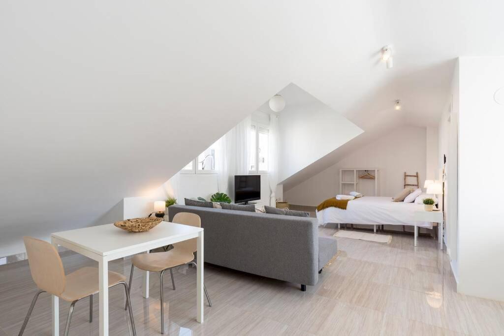 Tgh/ Victoria Green Center Penthouse Malaga Bagian luar foto